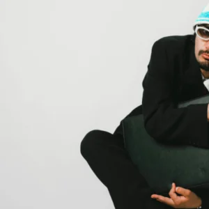Le Dj et producteur français Upsilone connait un sucès innatendu avec son remix de "Everytime We Touch"